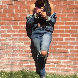Meet your Posher, Zakia